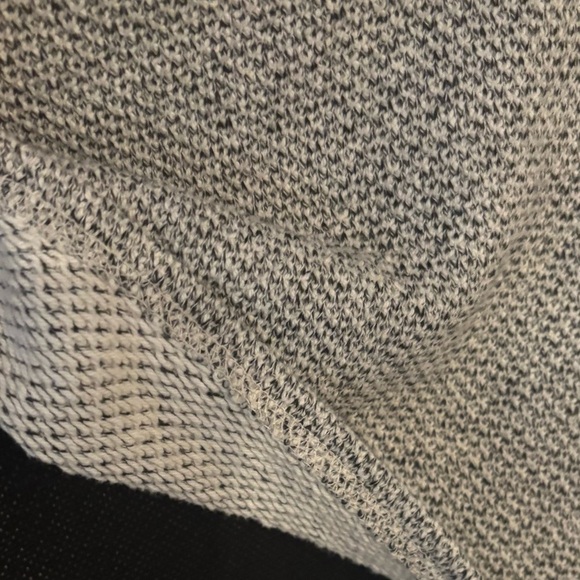 Te Verde cowl neck knit athletic vest Size Medium. Great condition! - Picture 15 of 15